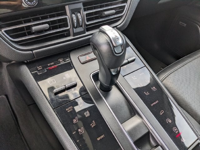 2023 Porsche Macan T - Photo 26