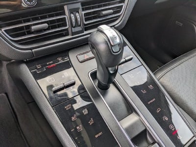 2023 Porsche Macan T