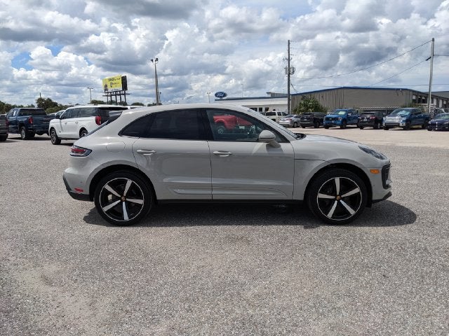 2023 Porsche Macan T